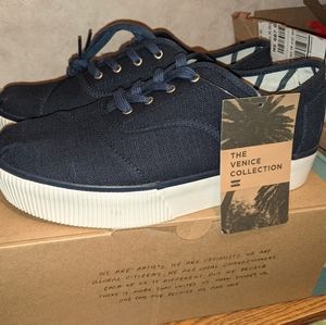 Toms Cordones Navy Platform Sneaker 8.5